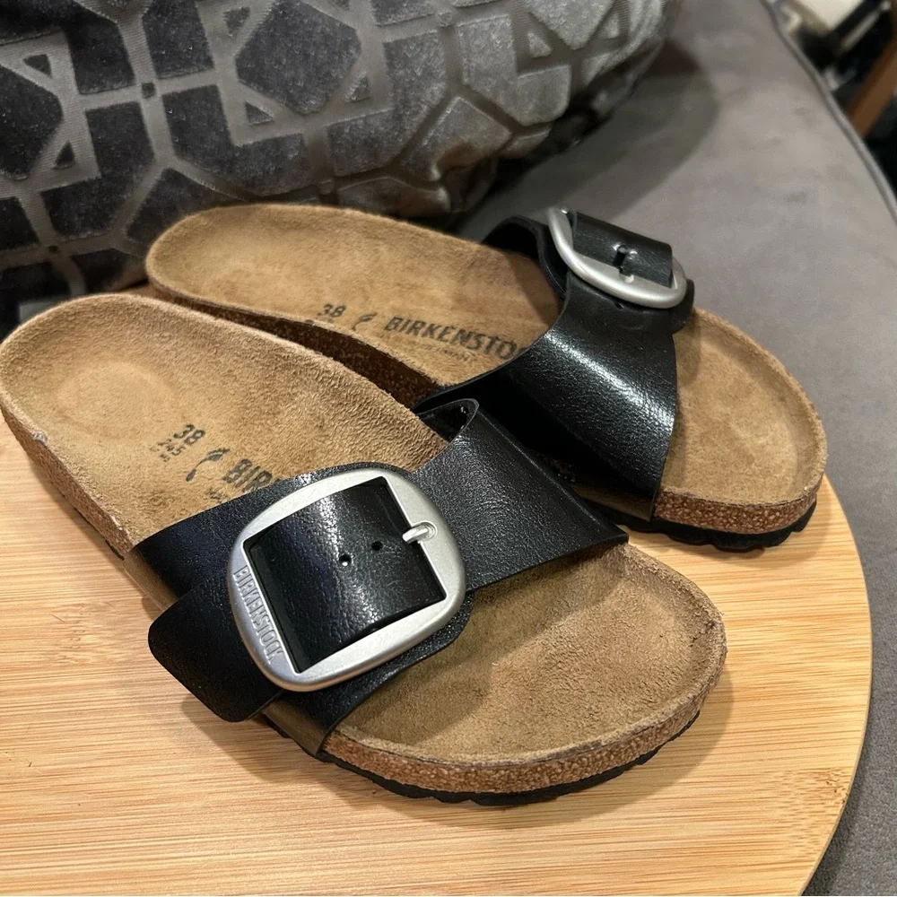 Birkenstock Madrid Big Buckle Black Leather Women’s Size 38/7-7.5 NWB - Picture 1 of 11